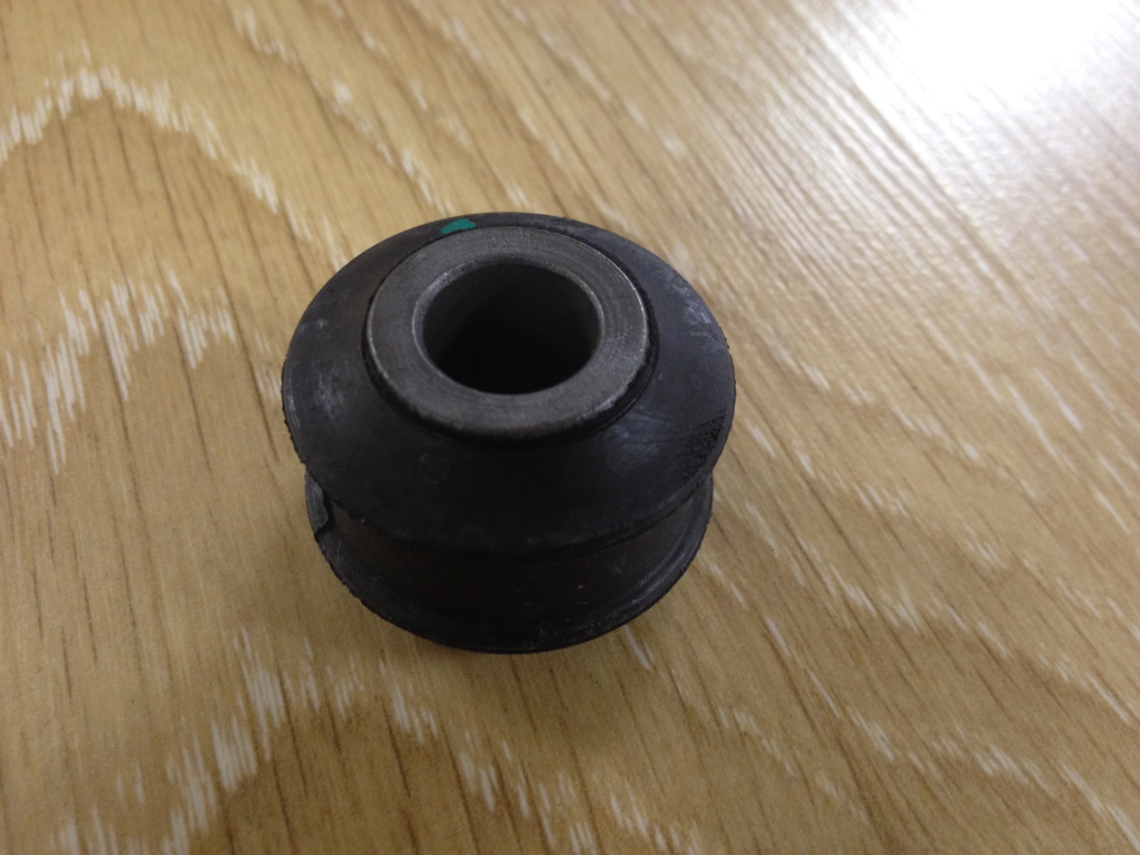 Сайлентблок рулевой тяги Daewoo Nexia (Gufu Parts)