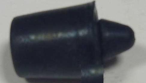 Упор крышки багажника (отбойник) резиновый Renault Logan